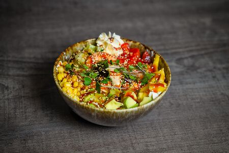 Поке с лососем