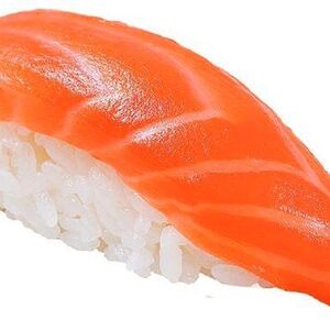 Суши с лососем