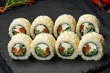 Лосось в кунжуте