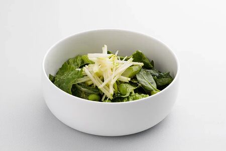 Зеленый салат