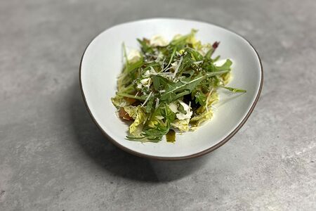 Теплый салат с баклажанами