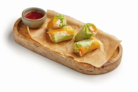 Фреш-ролл с овощами и тофу 