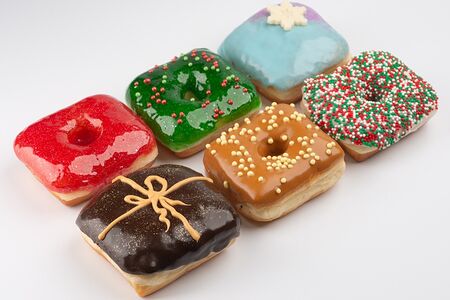 Набор из 6 пончиков Kuzina 