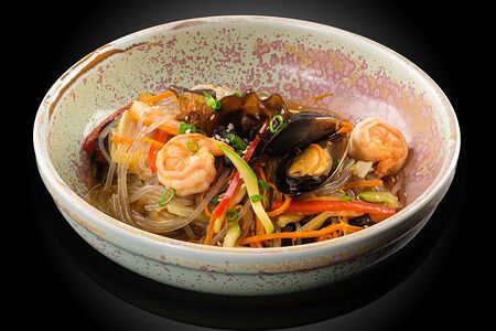 Wok с морепродуктами