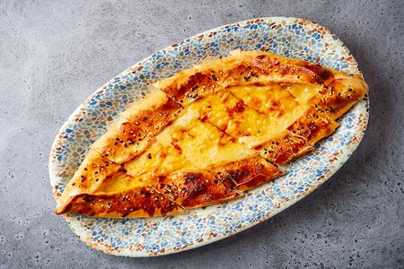 Пиде с сыром