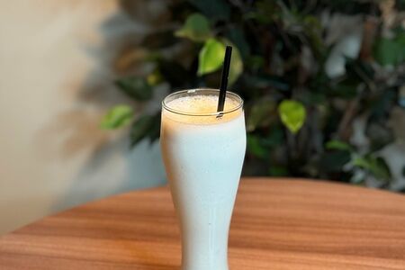 Коктейль молочно-банановый