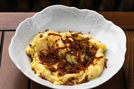 Пармезановое пюре с крошкой бекона