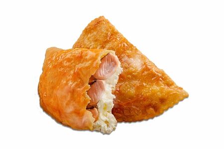 Чебурек с красной рыбой и творожным сыром