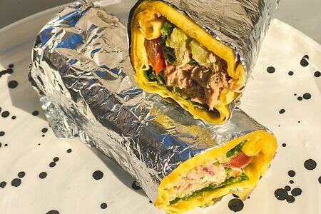 Ролл с тунцом