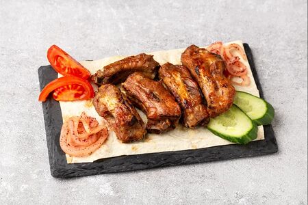 Шашлык из свиных ребер