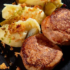 Котлеты из курицы с картофельным пюре