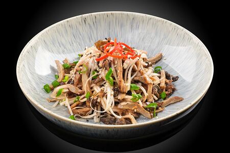 Салат с уткой по-пекински