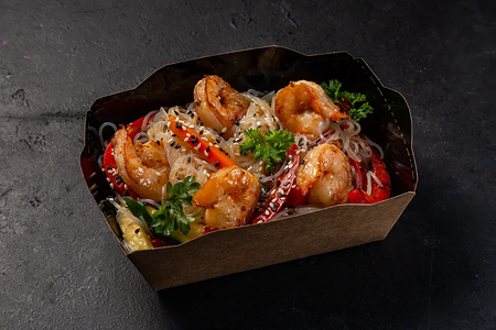 Фунчоза с креветками и овощами