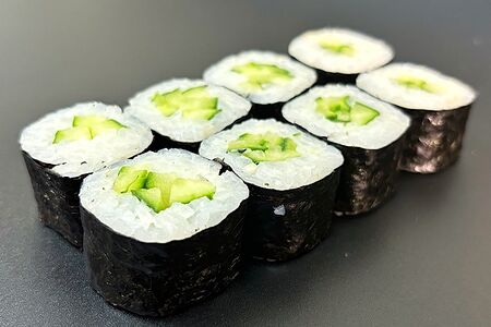 Маки с огурцом