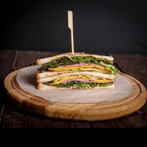 Сендвич с ветчиной и сыром