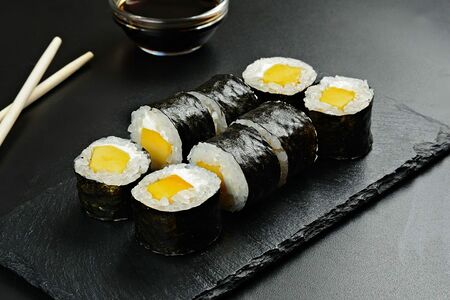 Мини с манго