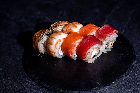 Ролл радужный