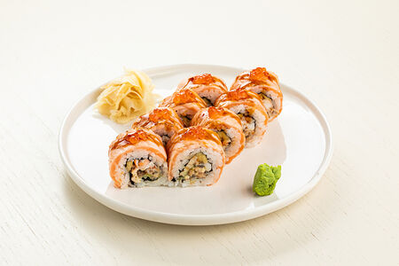 Ролл опаленный лосось