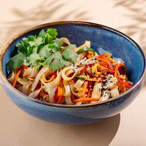 Вок с курицей