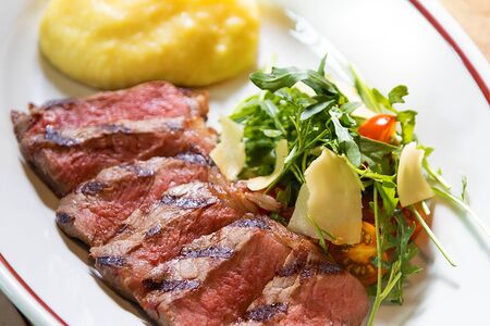 Тальята из говядины с пюре