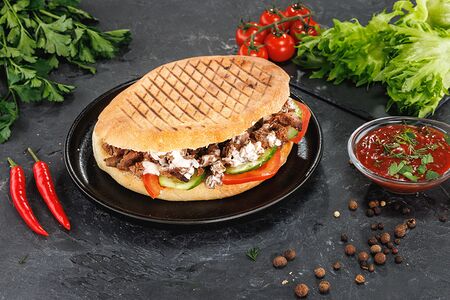 Донар с бараниной