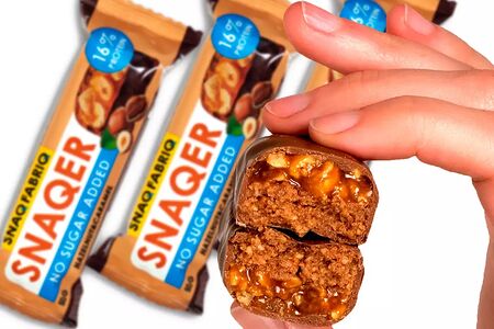 Батончик Snaqer Фундук и карамель