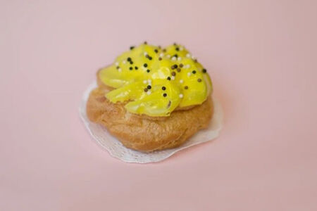 Профитроль банановый