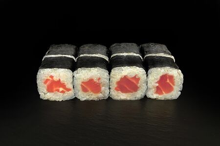 Магуро маки с тунцом