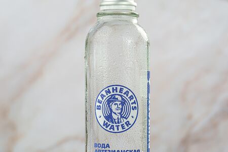 Вода артезианская