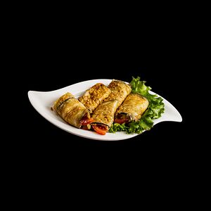 Рулет из баклажан с помидорами