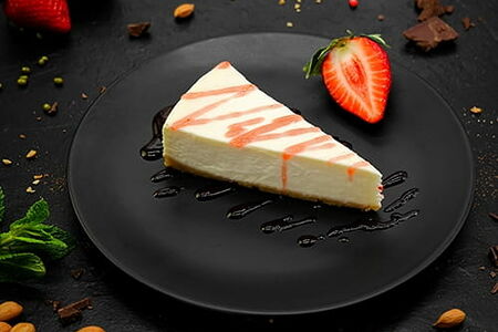 Чизкейк с клубничным топпингом