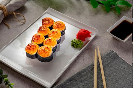 Роллы Маки с лососем