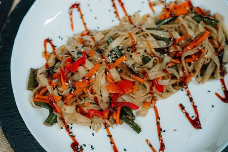 Лапша пшеничная Удон с овощами