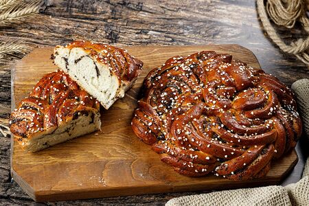 Крендель маковый