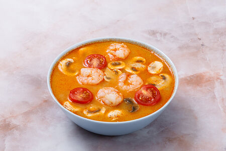 Том ям с креветкой