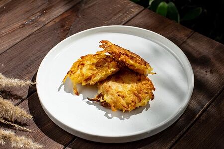 Драники со сметаной