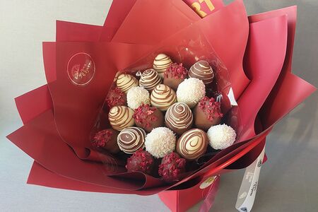 Букет с клубникой в шоколаде Caramel