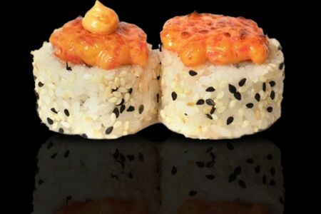 Запеченный спайси чикен ролл