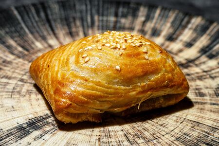 Самса с курицей и сыром