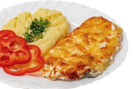 Отбивная куриная грудка с грибами 