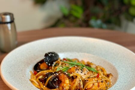 Удон с морепродуктами