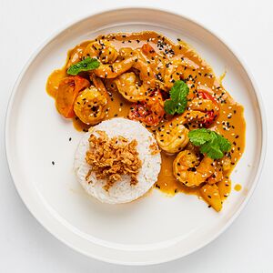 Желтый карри с креветками