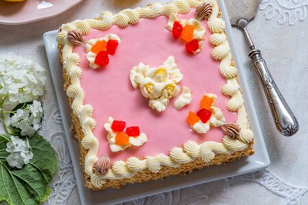 Торт Абрикотин классический