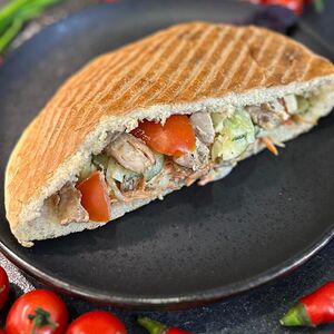 Донер с шашлыком из филе куриного бедра