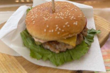 Бургер с говядиной