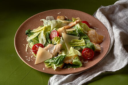 Цезарь с курицей