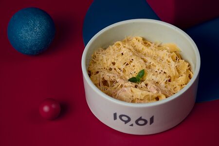 Феттуччине с ветчиной индейки в сливочно-трюфельном соусе