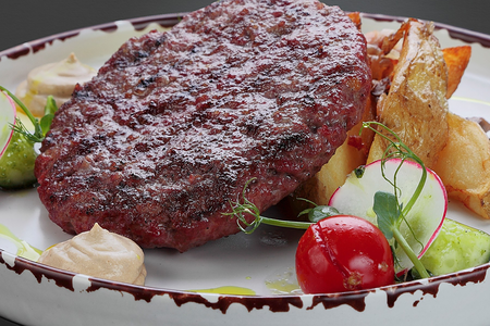 Бифштекс а-ля Рюс