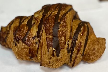 Круассан со сгущенкой