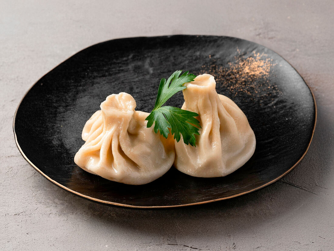 Два хинкали и пельмень